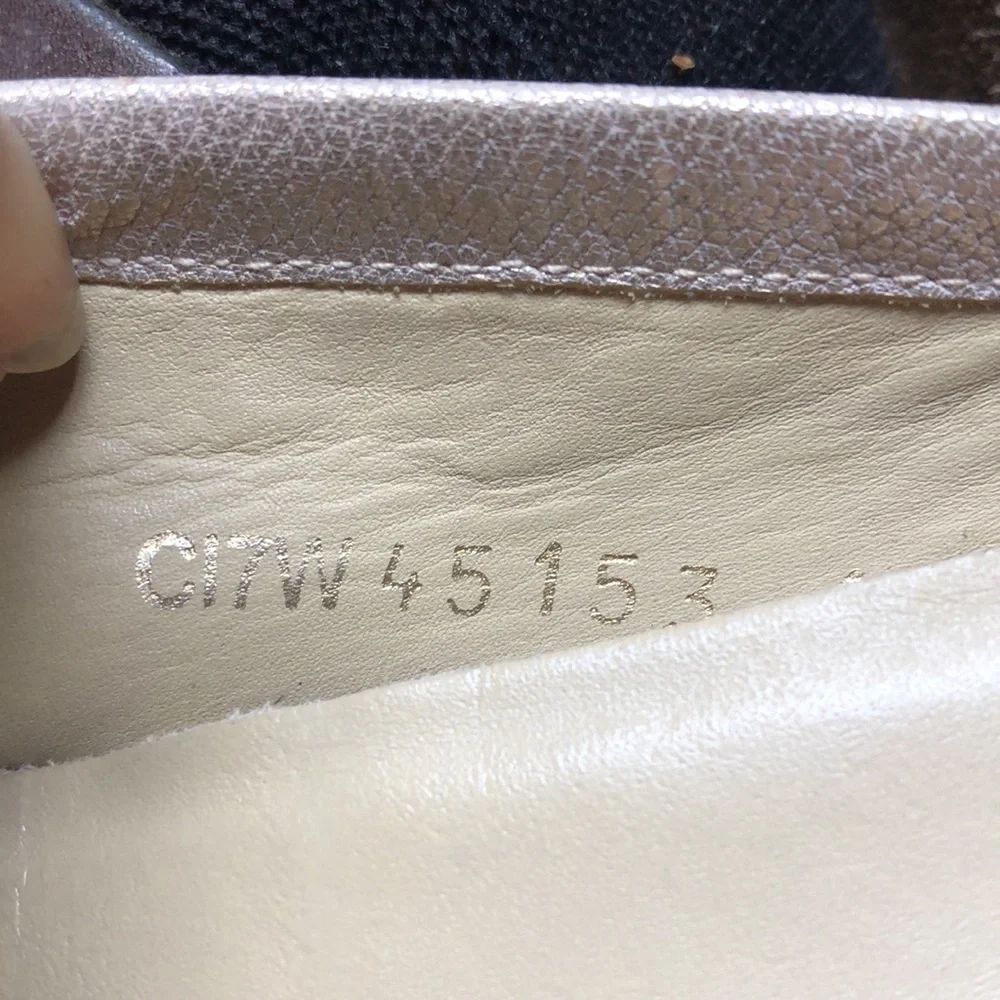 Stuart Weitzman pearl iridescent mule with rhinestones size 10 - Picture 9 of 9